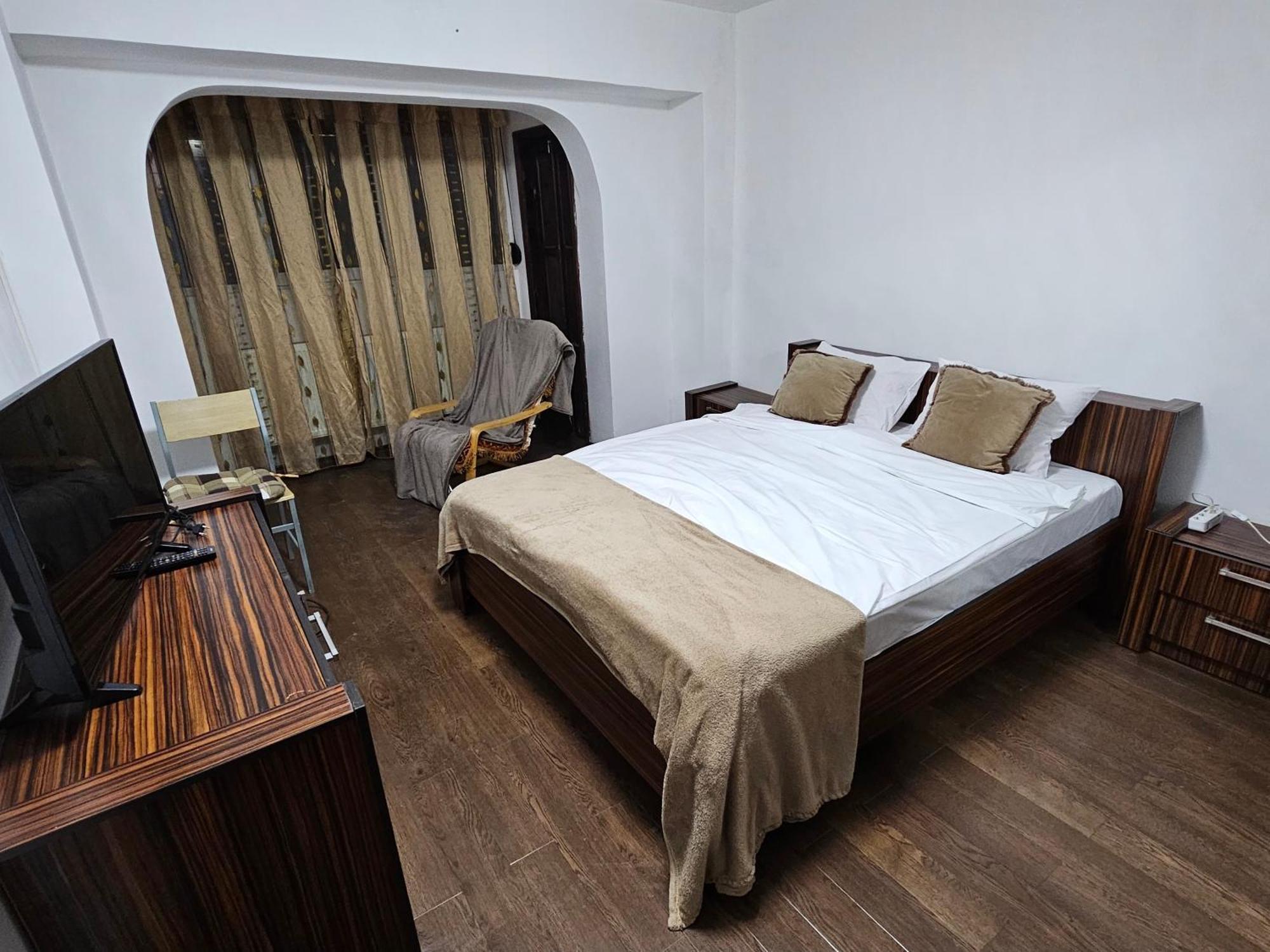 Garii Apartment
